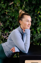 Load image into Gallery viewer, Slim Zip Top