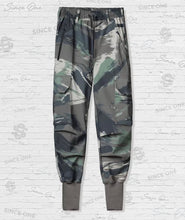 Load image into Gallery viewer, Camo Stretch Cargo Trouser