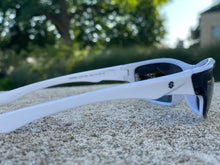 Load image into Gallery viewer, Accelerate Sunglasses