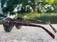 Load image into Gallery viewer, Signature Sunglasses