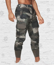 Load image into Gallery viewer, Camo Stretch Cargo Trouser