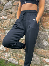 Load image into Gallery viewer, Free Feel Trousers