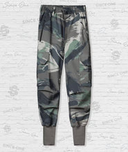 Load image into Gallery viewer, Camo Stretch Cargo Trouser
